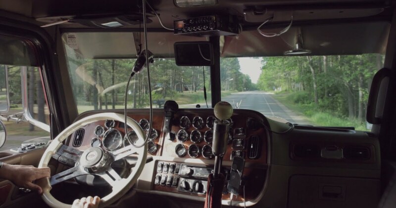 PETERBILT 379 - BEST SOUNDING TRUCK ON YOUTUBE 